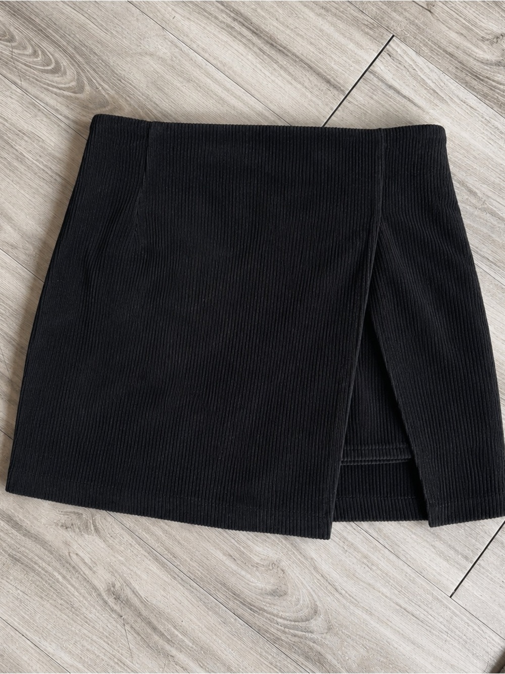 HALARA Black Corduroy Wrap Mini Skort with Side Slit